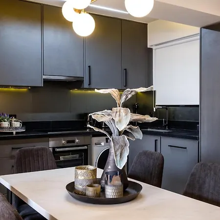 Lazuli Green View شقة لارنكا
