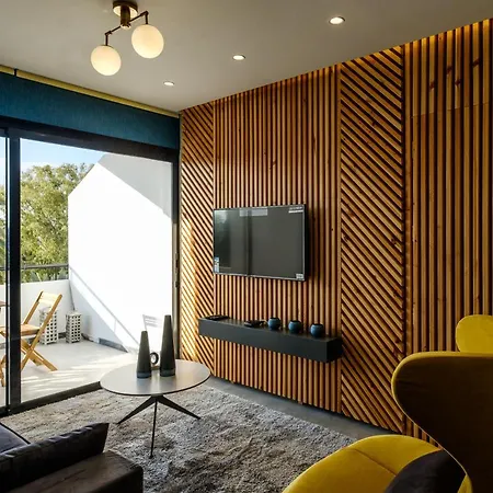 Lazuli Green View Apartment